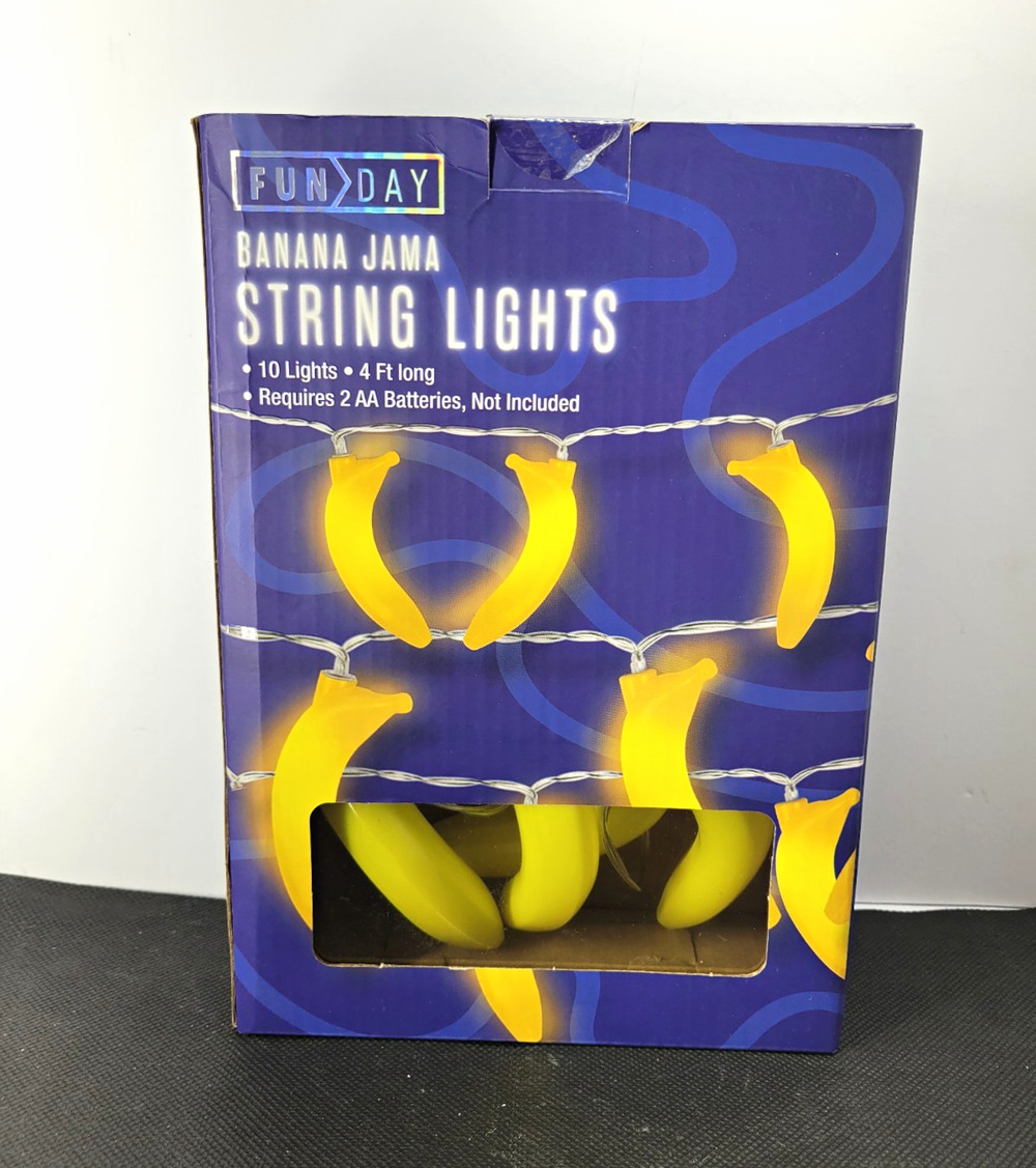 FUN DAY Banana Jama LED Banana String Lights 10ct 4 ft Battery